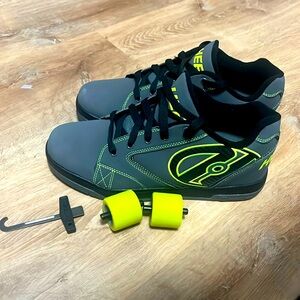 Heelys Propel Grey Gray Yellow wheel shoes sneakers us size 10